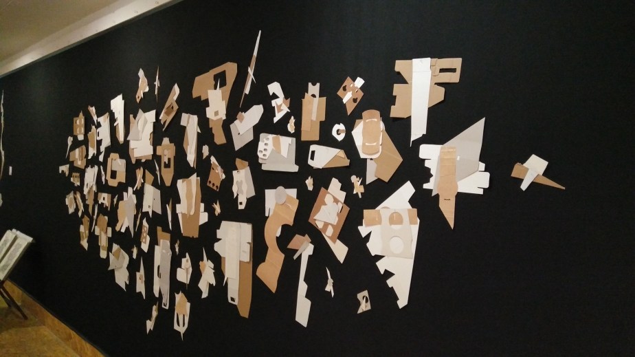 JARDÍN III (detalle), 2016 cartón industrial sobre tela 460x240cm